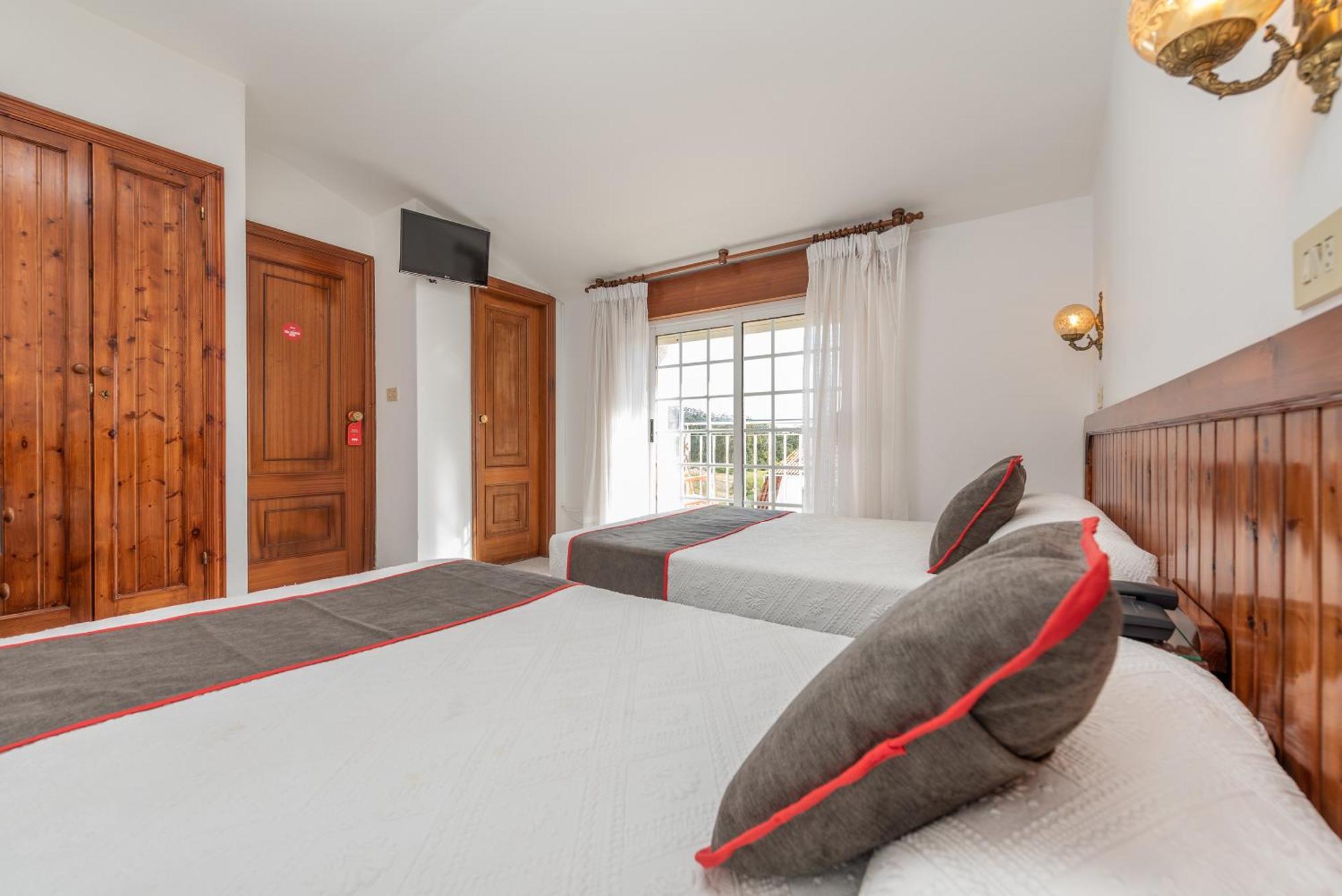 Hotel Casa Marin A Revolta Luaran gambar